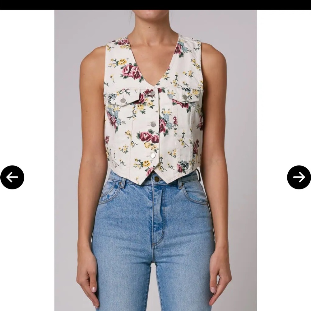 ROLLA'S Morgan Floral Denim Vest Cream Size Small Button Front Crop NWT